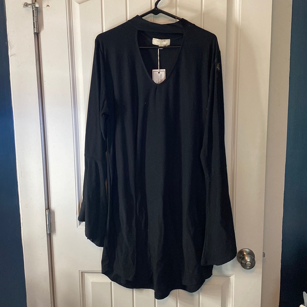 BNWT Black a tunic/dress with bell sleeves